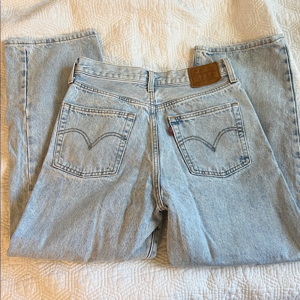 Levi's Ribcage Straight Ankle Jeans in Light Blue - 28